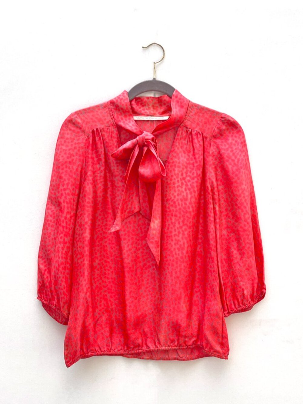 Twelfth Street by Cynthia Vincent Coral Sheer Silk Tie Neck Blouse Shirt Small